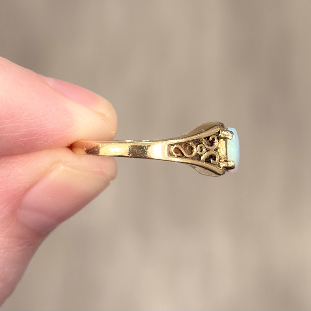 Vintage 14K Gold Opal Ring, Mid Century Filigree, Size 5.5 - Picture 11 of 15